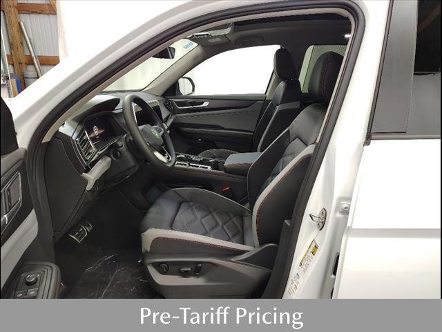 new 2025 Volkswagen Atlas car, priced at $45,109