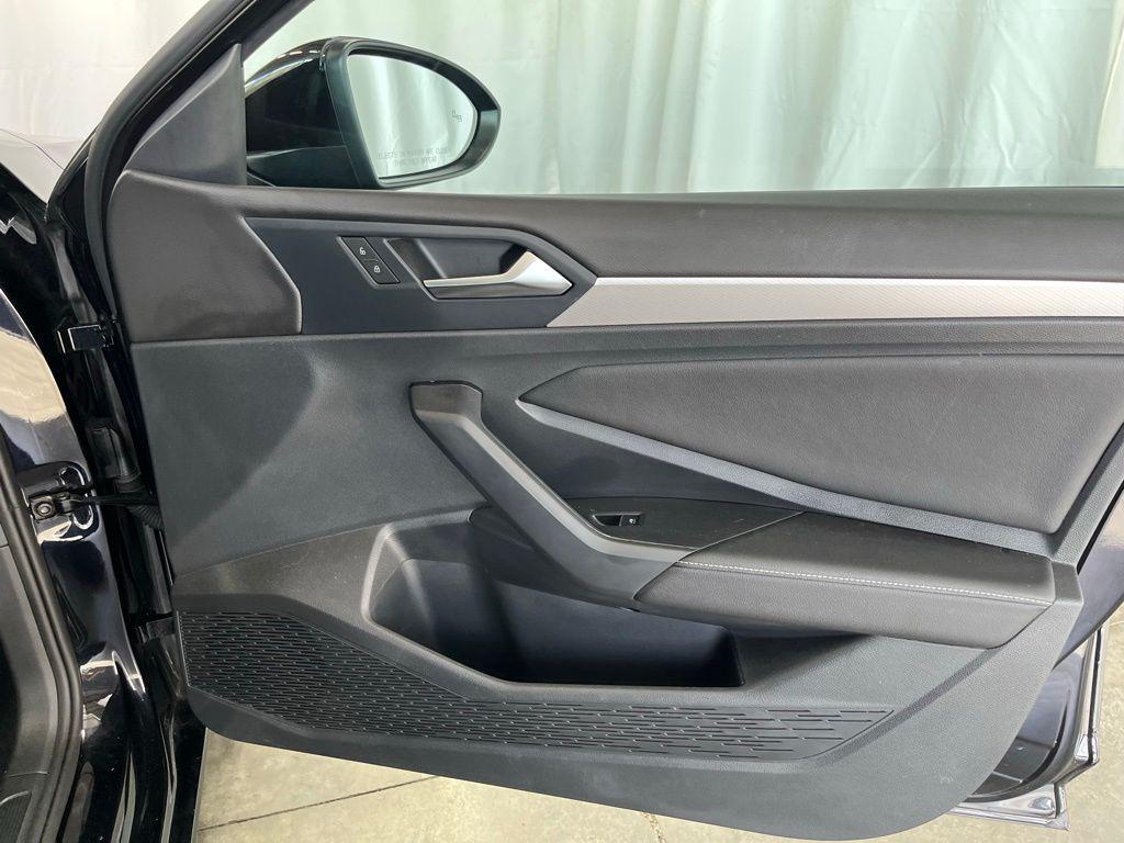 used 2024 Volkswagen Jetta car, priced at $21,995