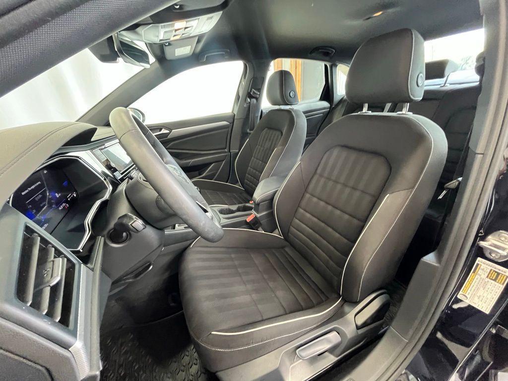 used 2024 Volkswagen Jetta car, priced at $21,995