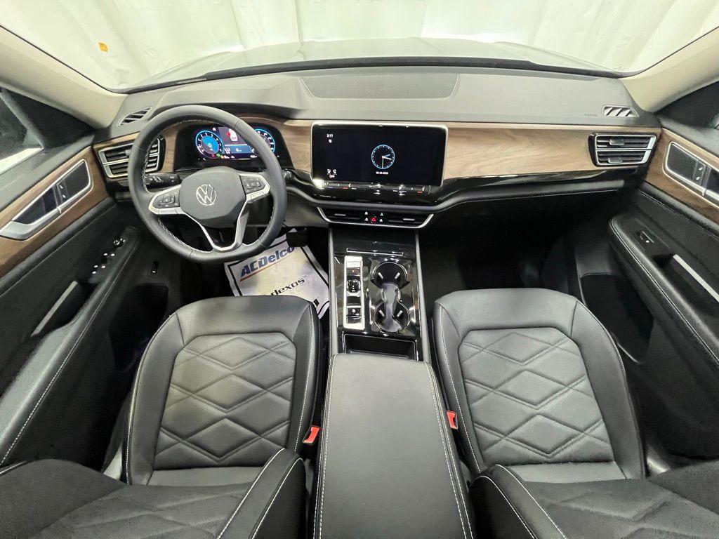used 2024 Volkswagen Atlas car, priced at $39,991