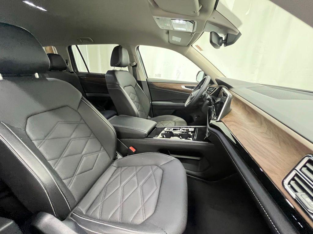 used 2024 Volkswagen Atlas car, priced at $39,991