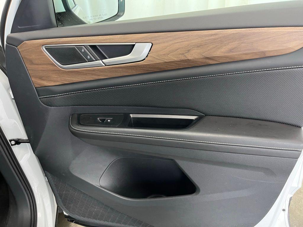 used 2024 Volkswagen Atlas car, priced at $37,992