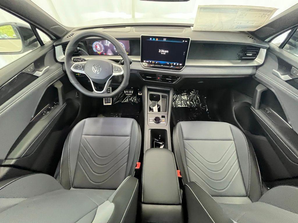new 2025 Volkswagen Tiguan car, priced at $38,180