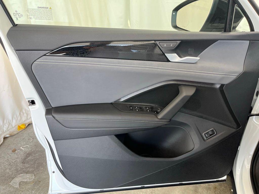 new 2025 Volkswagen Tiguan car, priced at $38,180