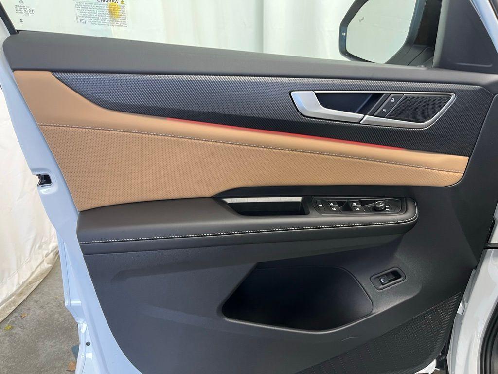 new 2026 Volkswagen Atlas Cross Sport car, priced at $50,641