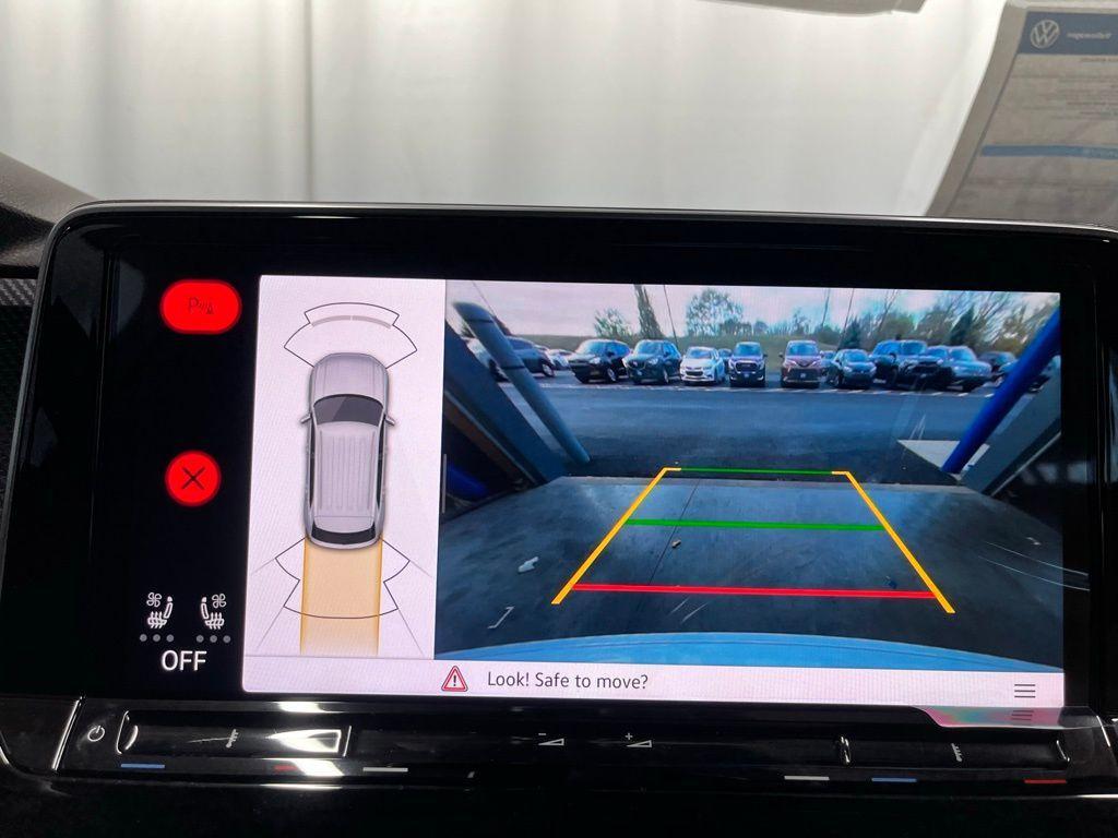 new 2026 Volkswagen Atlas Cross Sport car, priced at $50,641