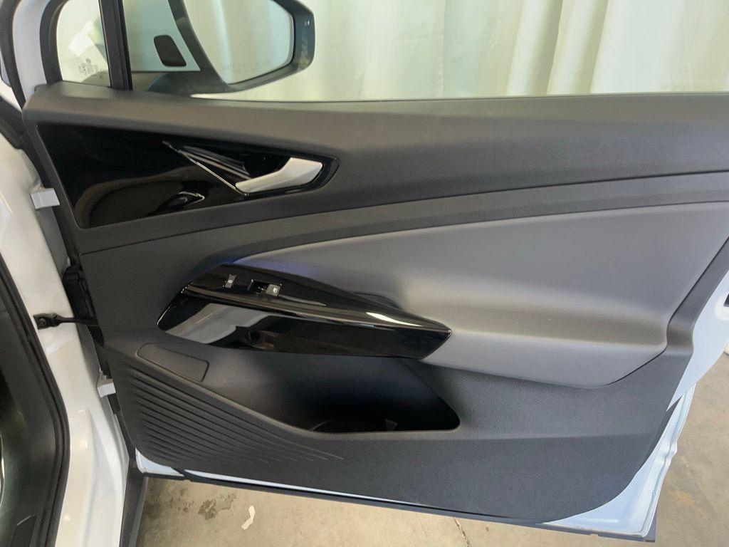 used 2021 Volkswagen ID.4 car, priced at $22,991