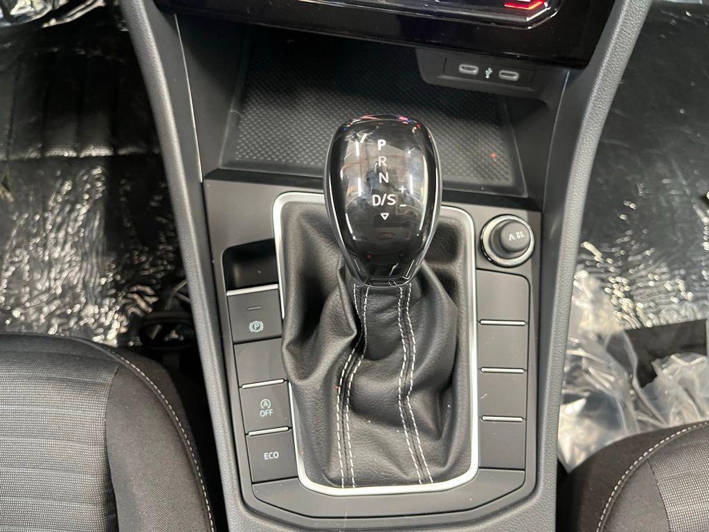 new 2025 Volkswagen Jetta car, priced at $21,753