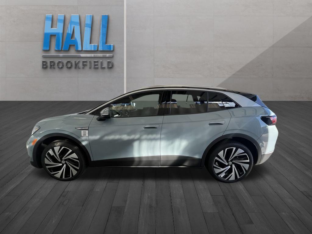 new 2025 Volkswagen ID.4 car, priced at $52,793