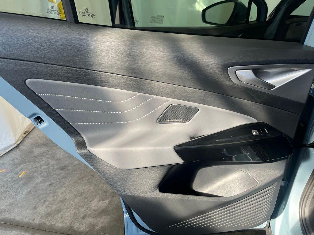 new 2025 Volkswagen ID.4 car, priced at $52,793