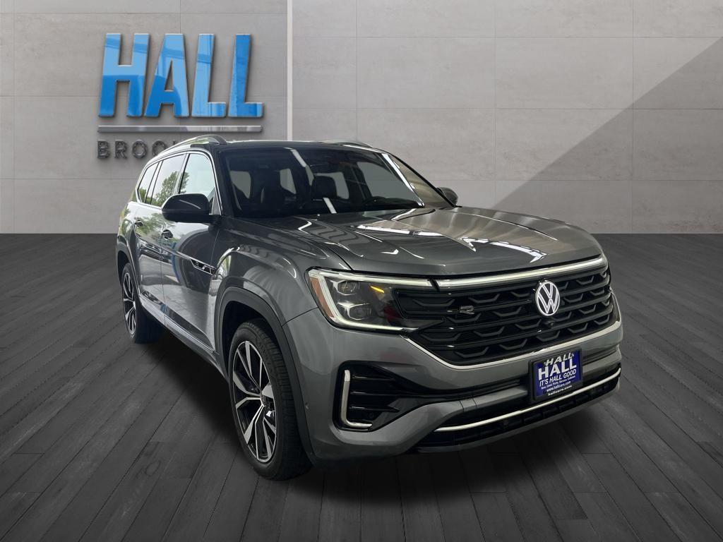 used 2024 Volkswagen Atlas car, priced at $45,991