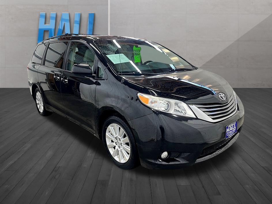 used 2013 Toyota Sienna car, priced at $11,495