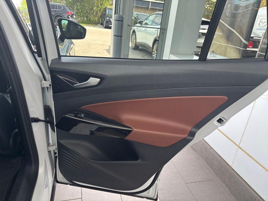 used 2021 Volkswagen ID.4 car, priced at $20,991