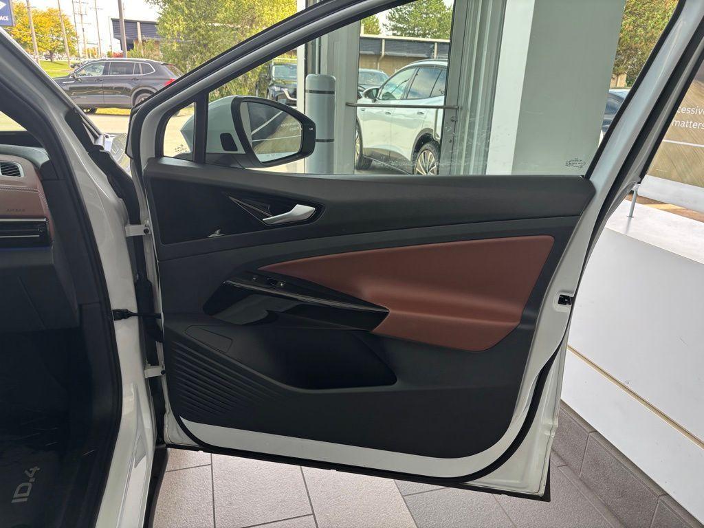 used 2021 Volkswagen ID.4 car, priced at $20,991