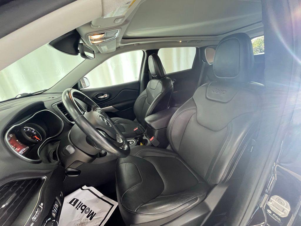 used 2021 Jeep Cherokee car, priced at $20,991