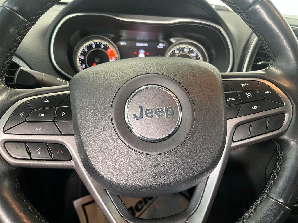 used 2021 Jeep Cherokee car, priced at $20,991