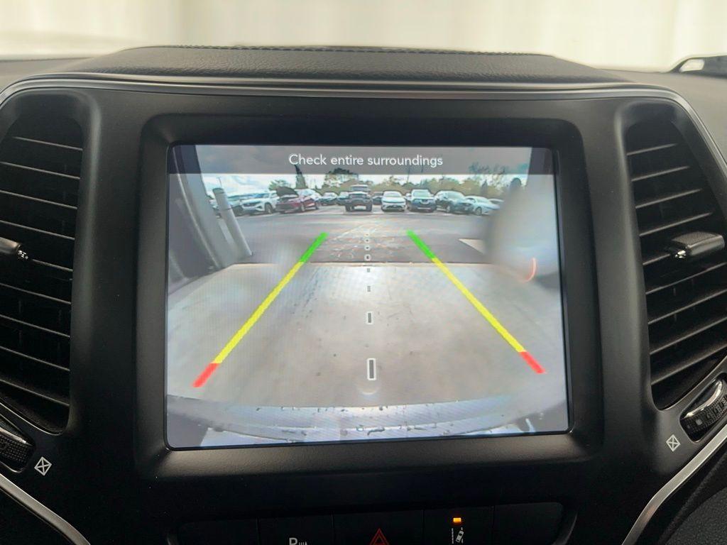 used 2021 Jeep Cherokee car, priced at $20,991