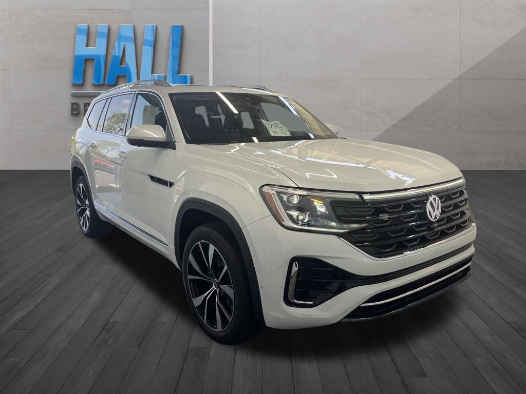 new 2025 Volkswagen Atlas car, priced at $50,553