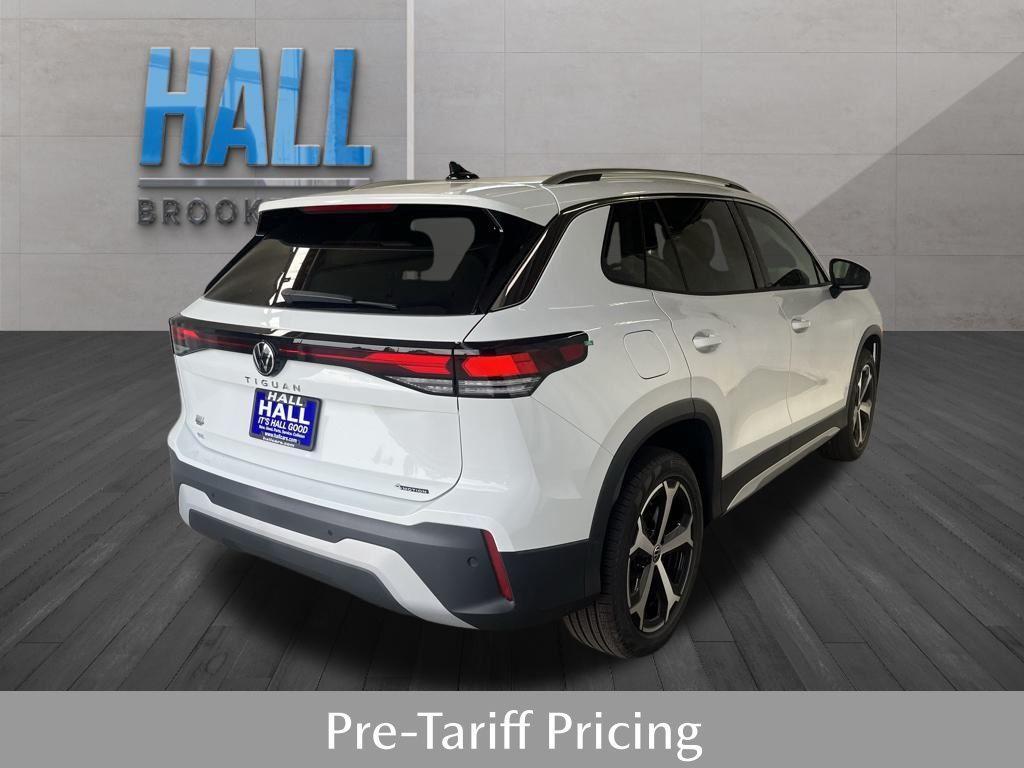 new 2025 Volkswagen Tiguan car, priced at $37,121
