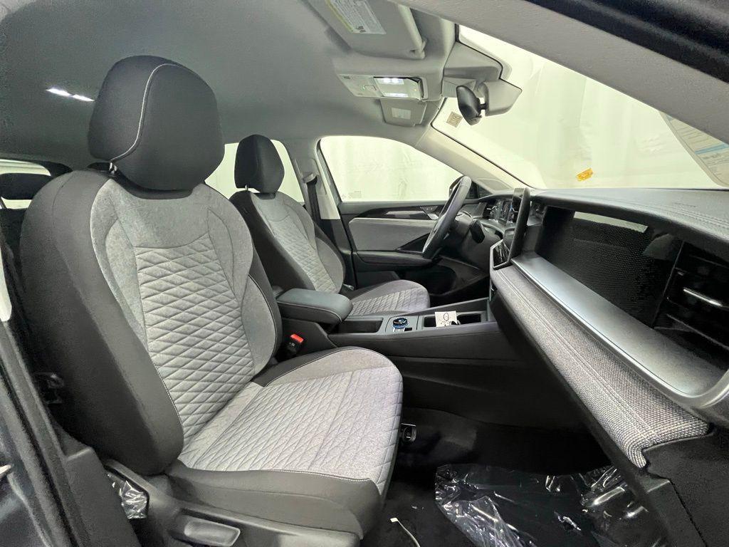 new 2025 Volkswagen Tiguan car, priced at $31,906