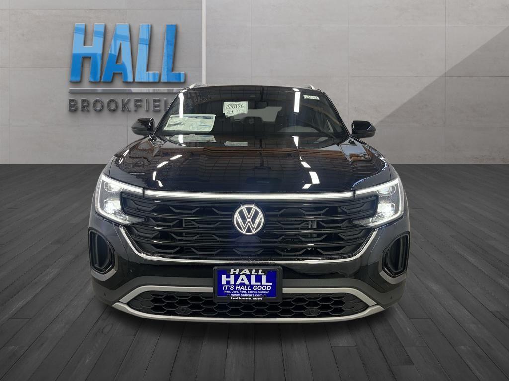 new 2025 Volkswagen Atlas Cross Sport car, priced at $43,679