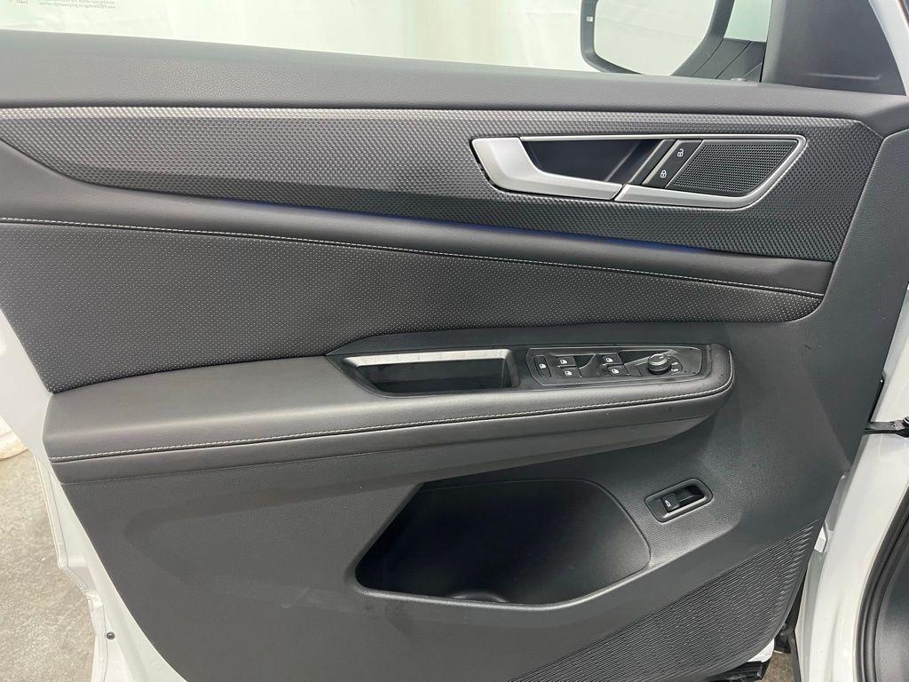 used 2024 Volkswagen Atlas Cross Sport car, priced at $41,992
