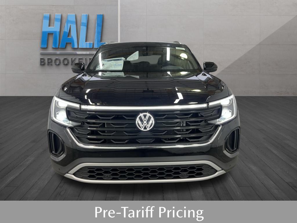 new 2025 Volkswagen Atlas Cross Sport car, priced at $47,051