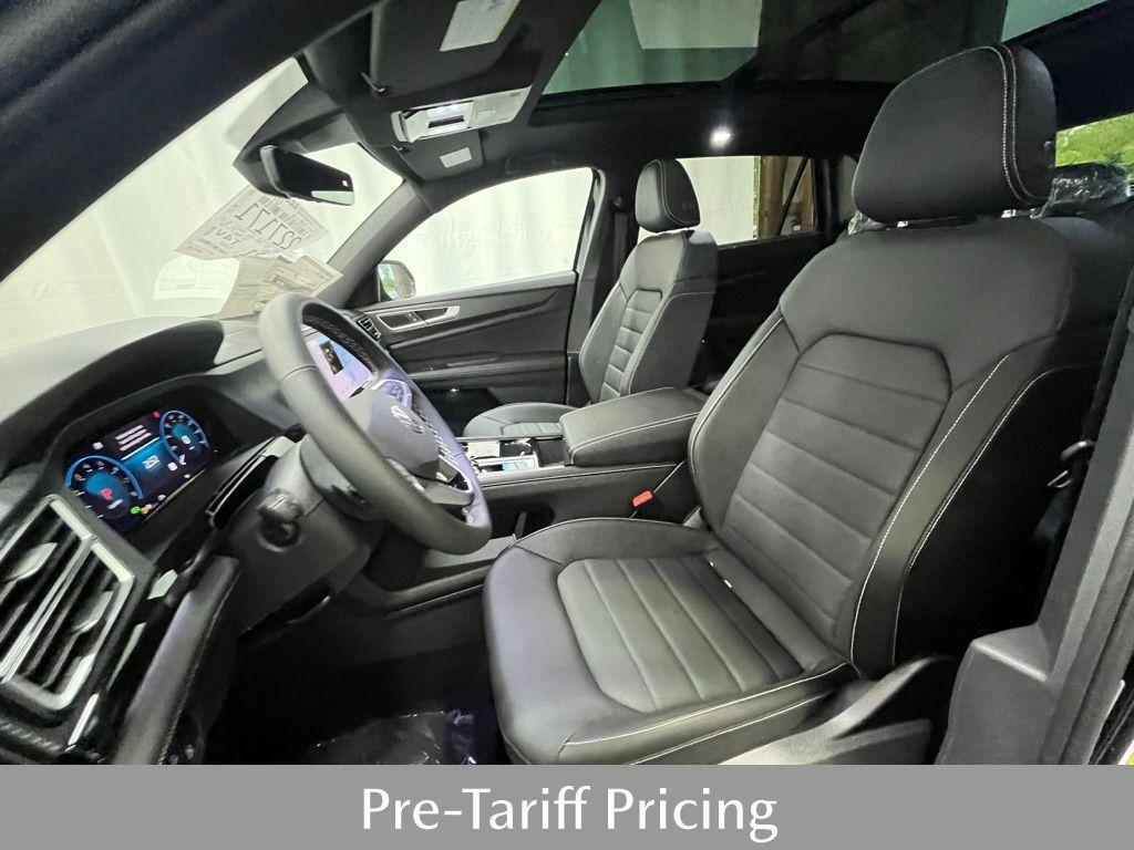 new 2025 Volkswagen Atlas Cross Sport car, priced at $47,051