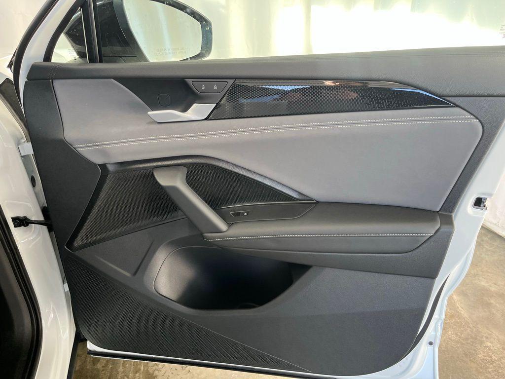 new 2026 Volkswagen Tiguan car, priced at $39,486