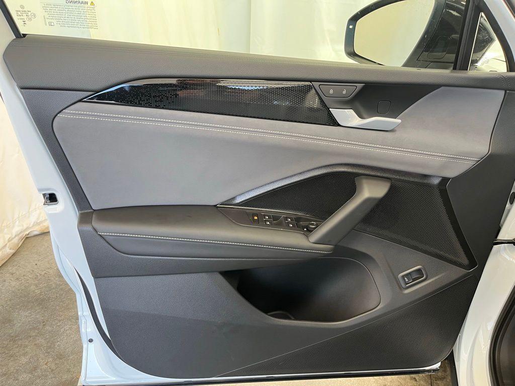 new 2026 Volkswagen Tiguan car, priced at $39,486