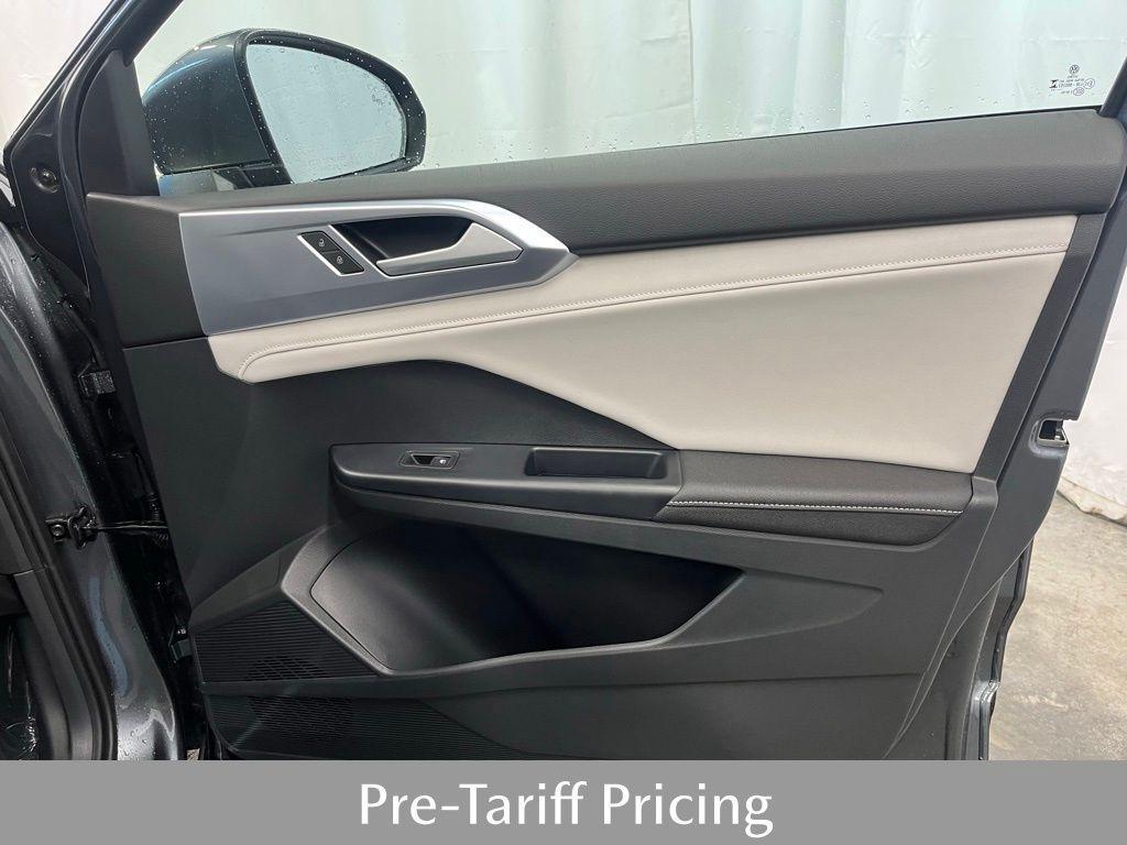 new 2025 Volkswagen Taos car, priced at $30,674