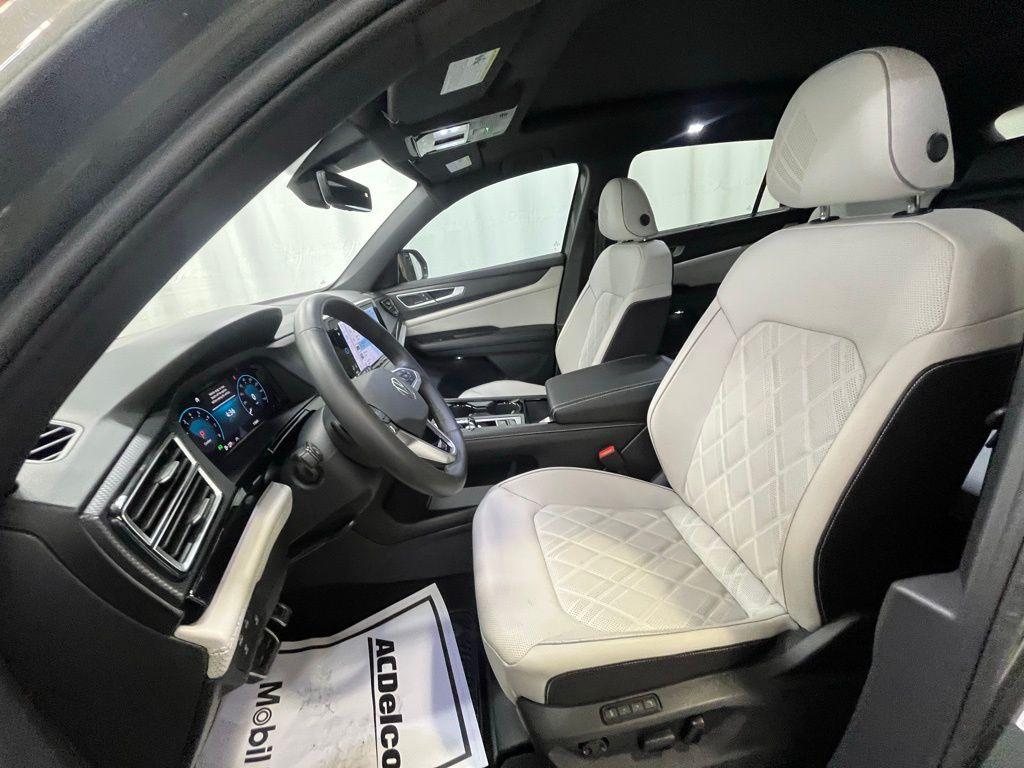 used 2025 Volkswagen Atlas Cross Sport car, priced at $43,991