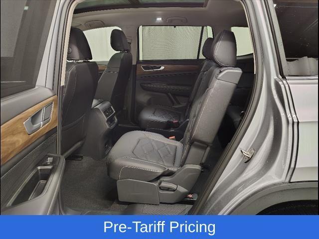 new 2025 Volkswagen Atlas car, priced at $44,278