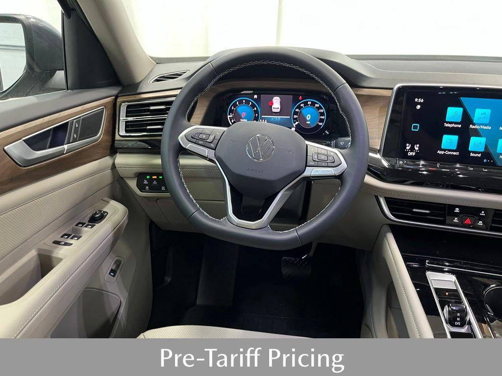 new 2025 Volkswagen Atlas car, priced at $43,321