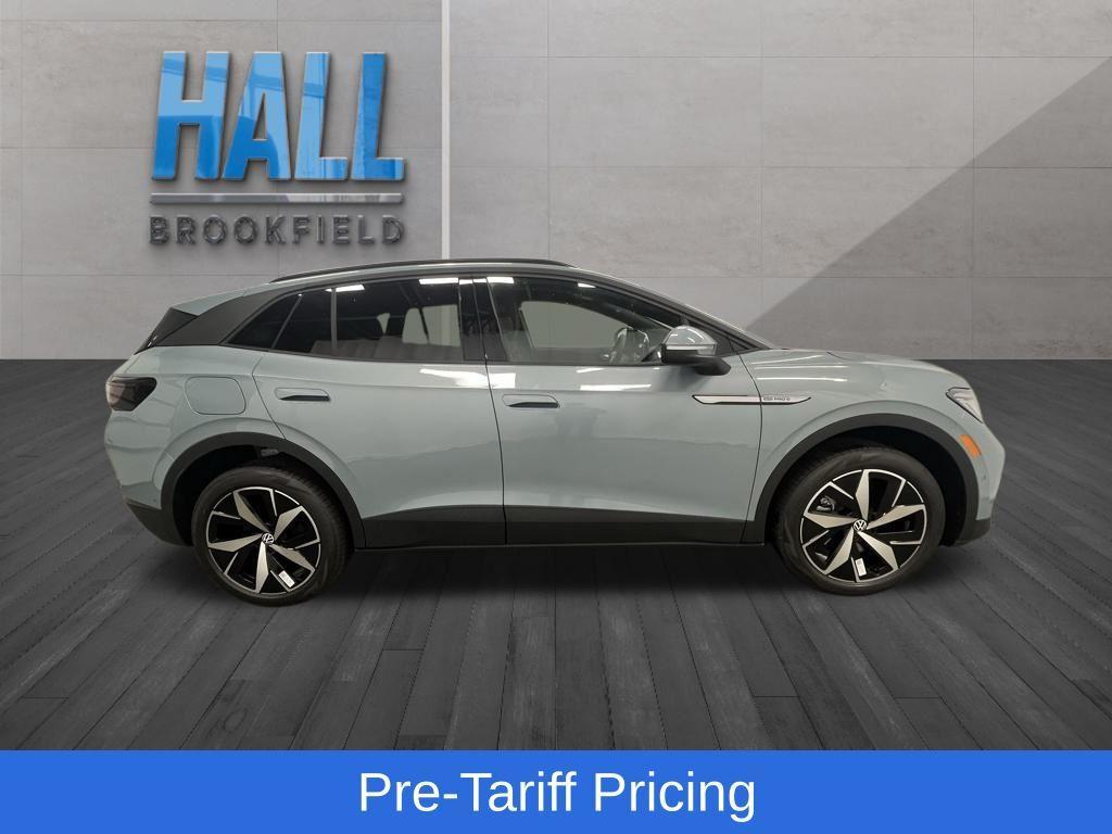new 2025 Volkswagen ID.4 car, priced at $49,957