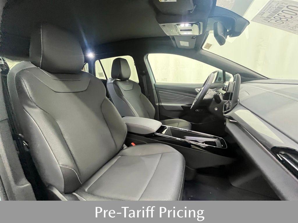 new 2025 Volkswagen ID.4 car, priced at $49,957