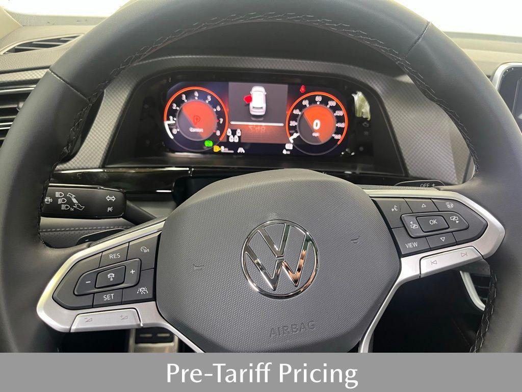 new 2025 Volkswagen Atlas car, priced at $45,111