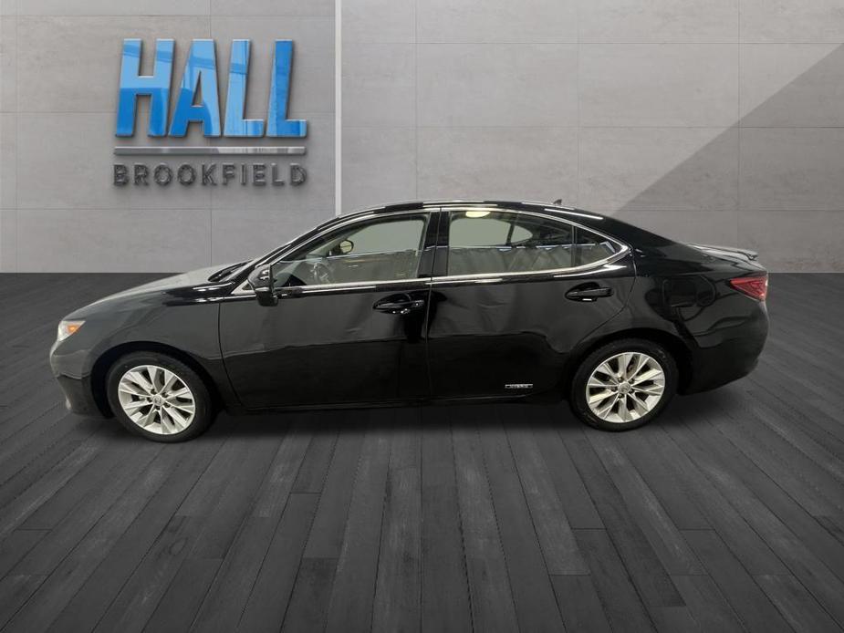 used 2013 Lexus ES 300h car, priced at $14,990