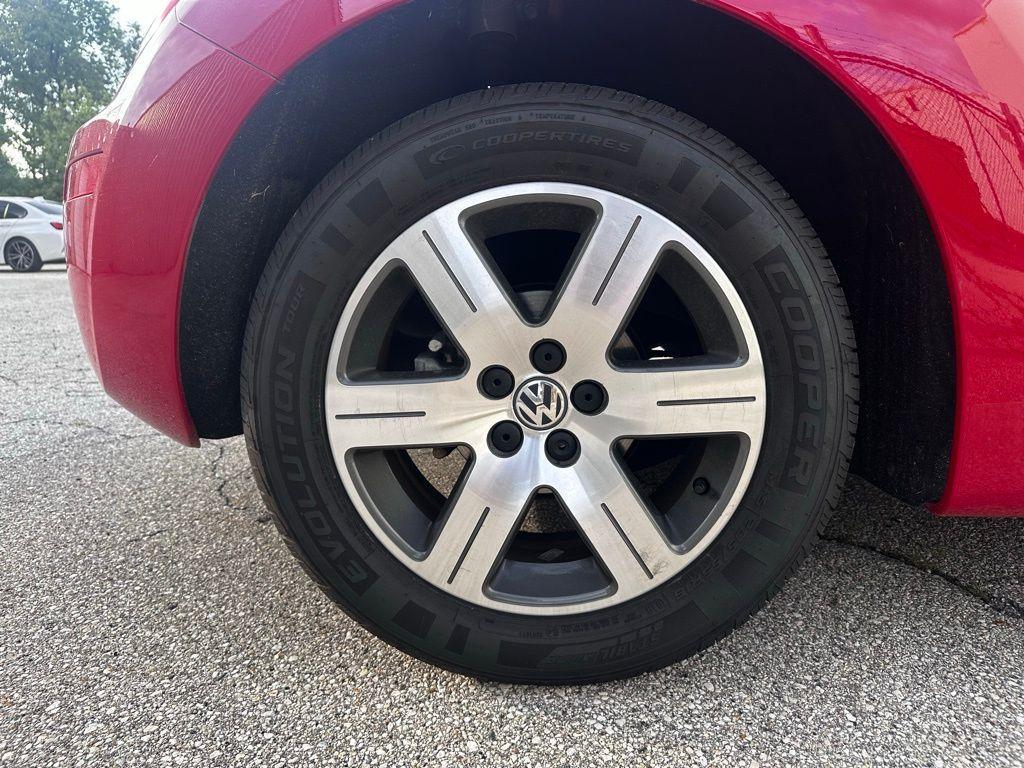 used 2006 Volkswagen New Beetle car, priced at $13,991