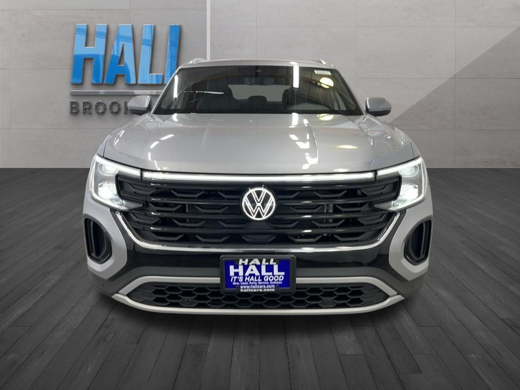 new 2025 Volkswagen Atlas Cross Sport car, priced at $41,815