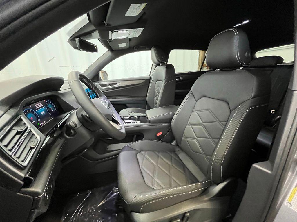 new 2025 Volkswagen Atlas Cross Sport car, priced at $41,815