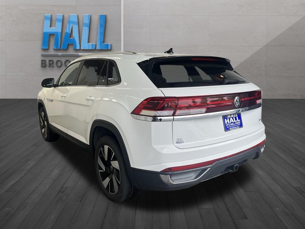 new 2025 Volkswagen Atlas Cross Sport car, priced at $41,647