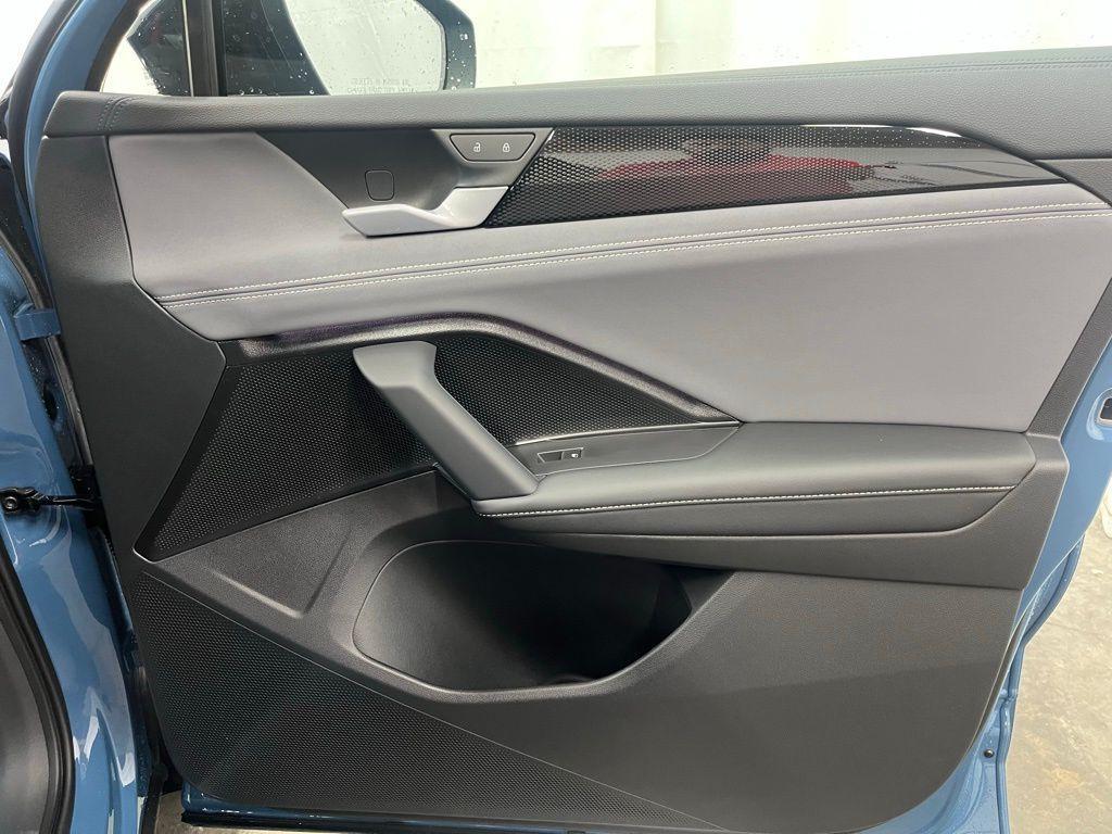 new 2025 Volkswagen Tiguan car, priced at $37,453
