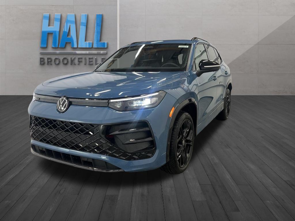 new 2025 Volkswagen Tiguan car, priced at $37,453