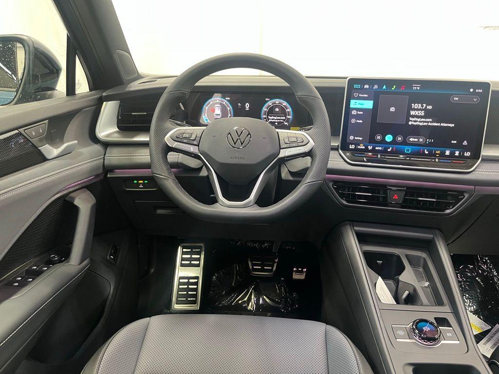 new 2025 Volkswagen Tiguan car, priced at $37,453