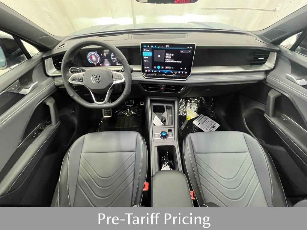 new 2025 Volkswagen Tiguan car, priced at $39,536