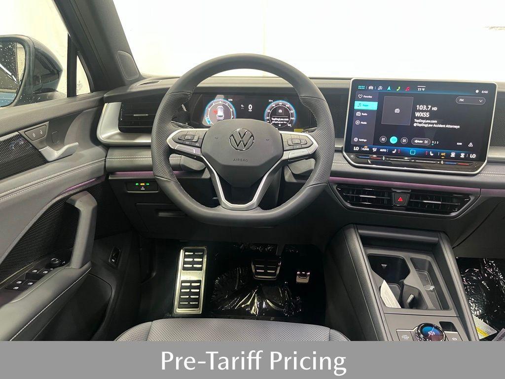 new 2025 Volkswagen Tiguan car, priced at $39,536
