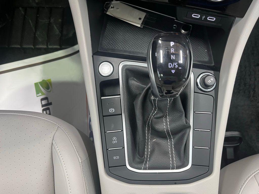 used 2024 Volkswagen Jetta car, priced at $24,991