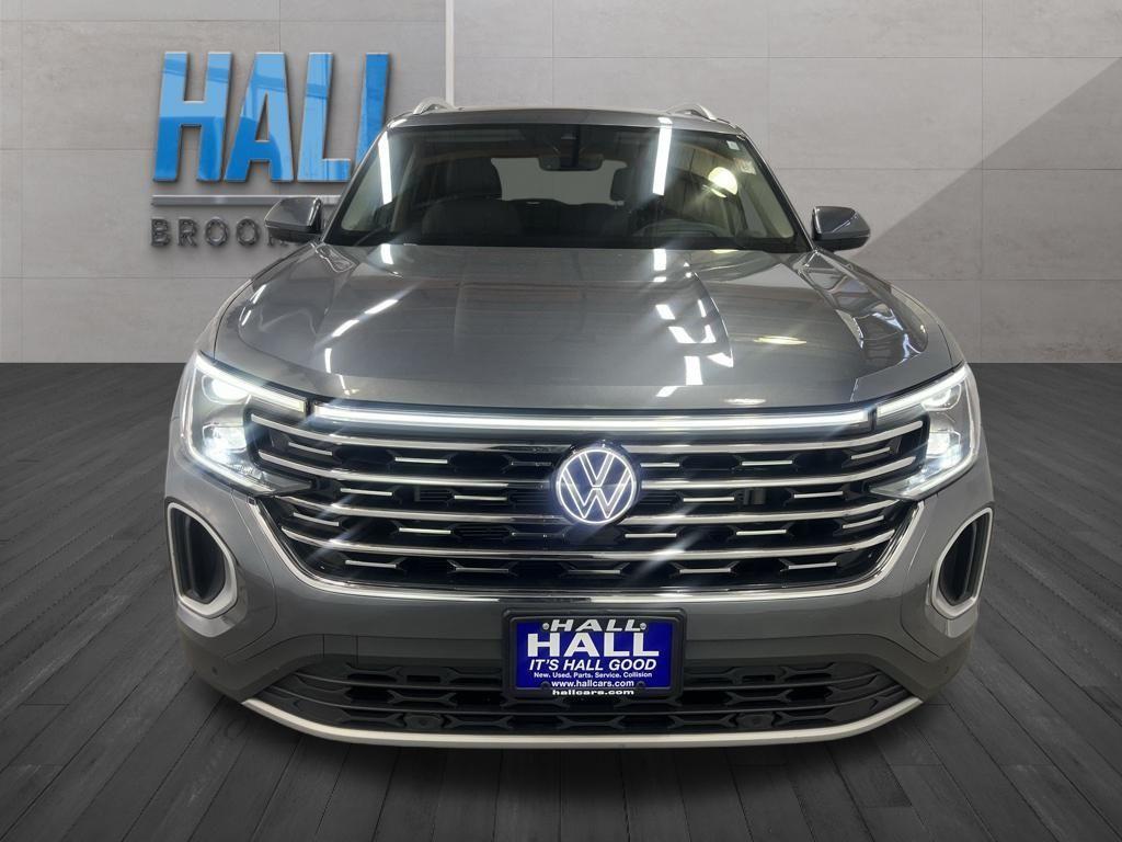 used 2024 Volkswagen Atlas car, priced at $39,492