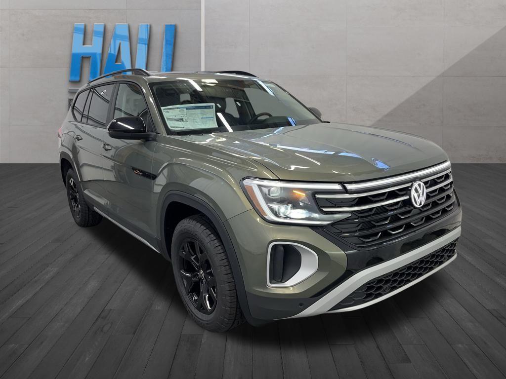 new 2025 Volkswagen Atlas car, priced at $43,513